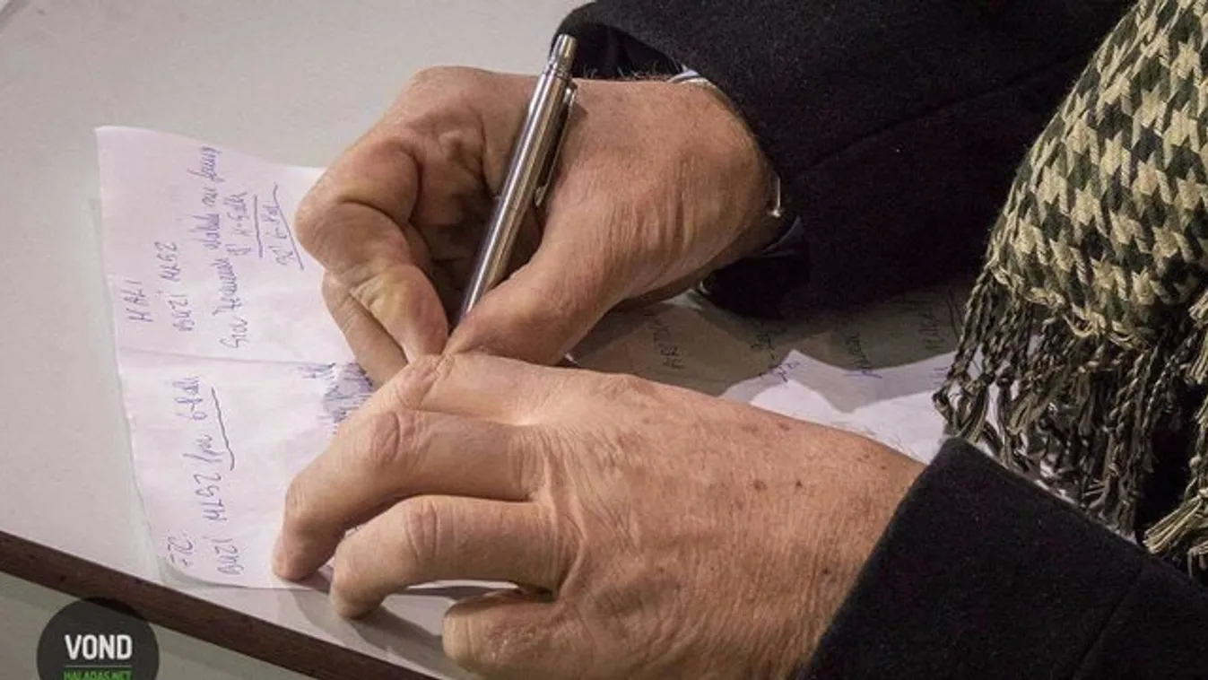 Percről percre jegyzi az MLSZ a trágárságot – fotó