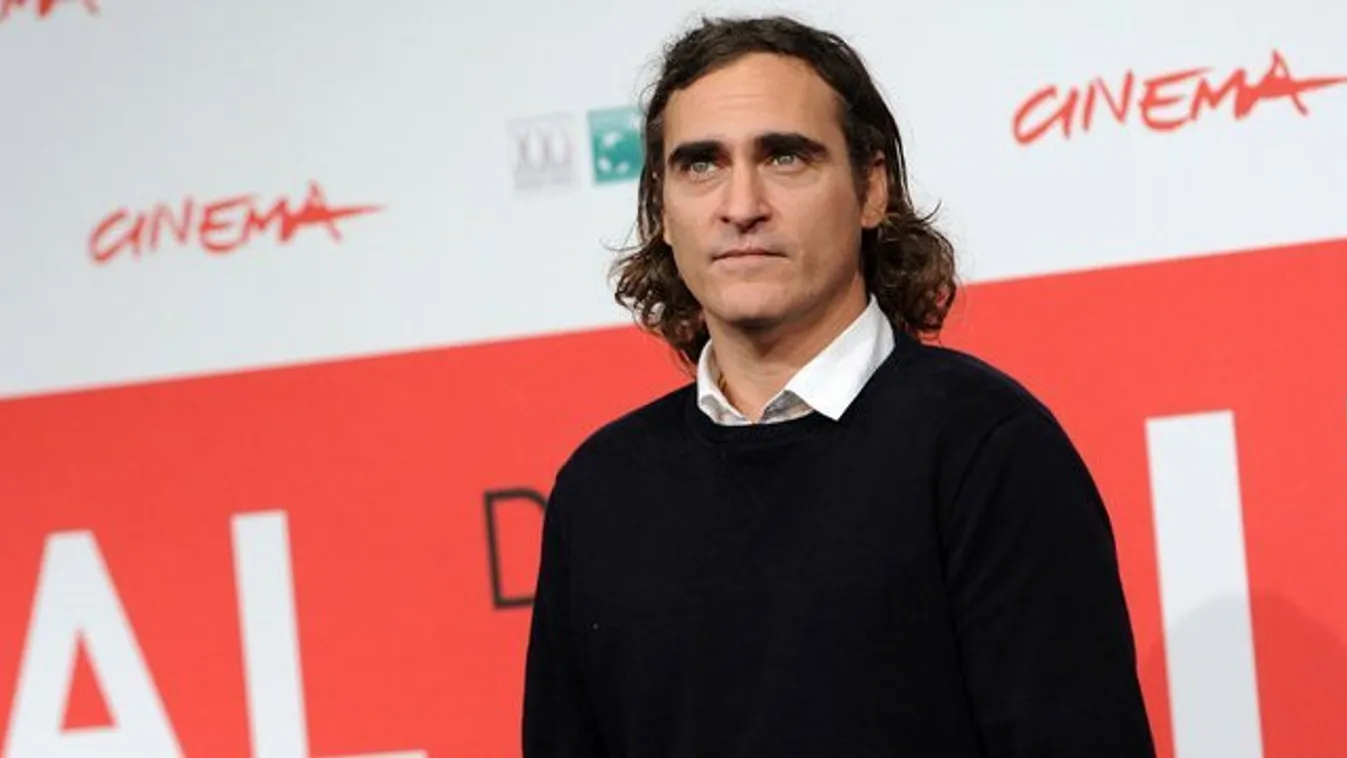 Joaquin Phoenix eljegyezte Rooney Mara-t