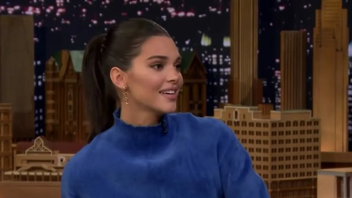 Melltartó nélkül szexizett Kendall Jenner - fotók