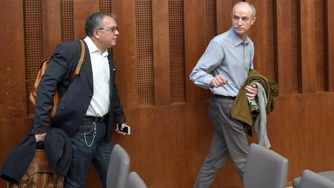 A lepkeper ügyvédje szerint minden áron el akarják marasztalni az ügyfelét