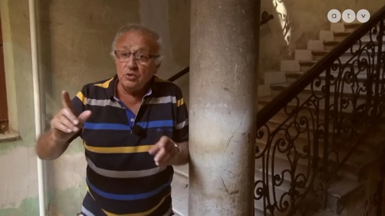77 éve őrzi Sas kéznyomát a pesti bérház