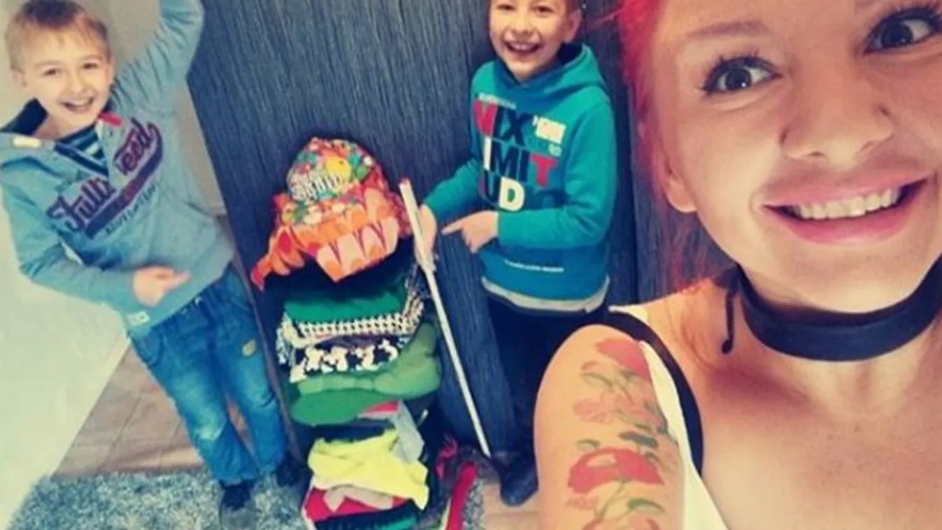 Jótékonysági akciót indított Szabó Eszter és két kisfia