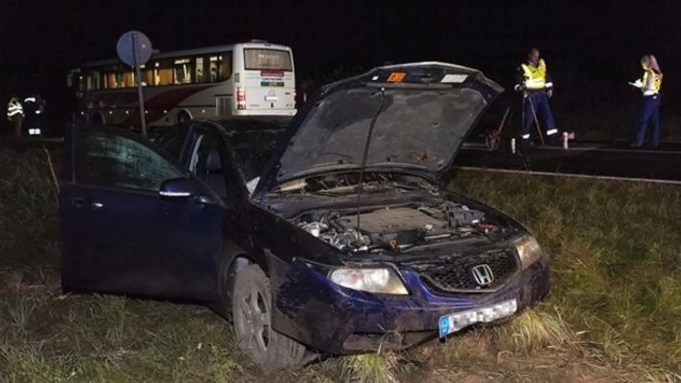 Borzalmas baleset: két autó és egy busz ütközött Győrszemerénél - fotók