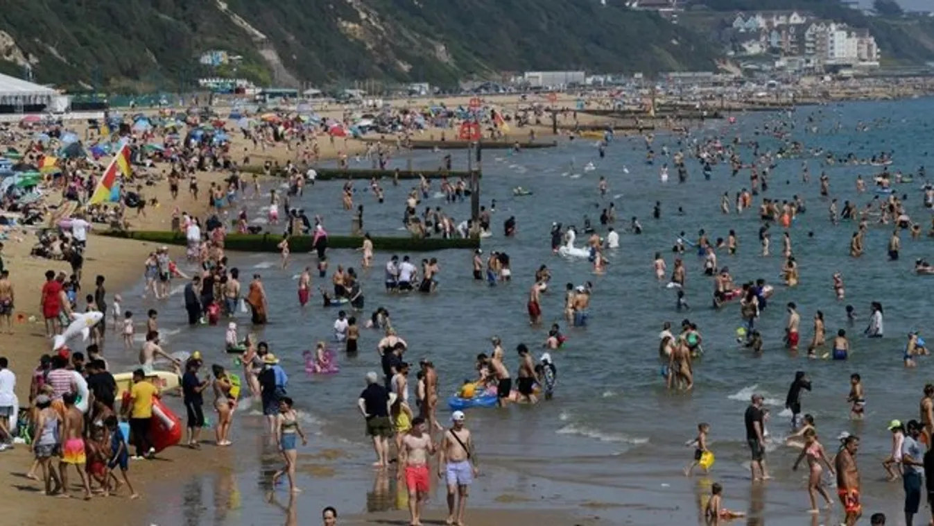 Brutális támadás! 15 éves lányt erőszakoltak meg a strandon