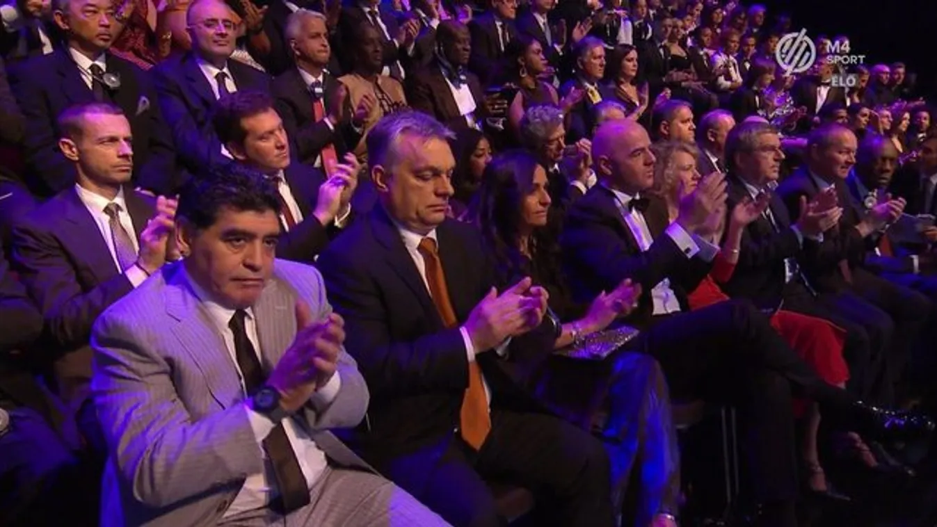 Ezt nézze! Igazi legenda mellé került Orbán Viktor - fotó