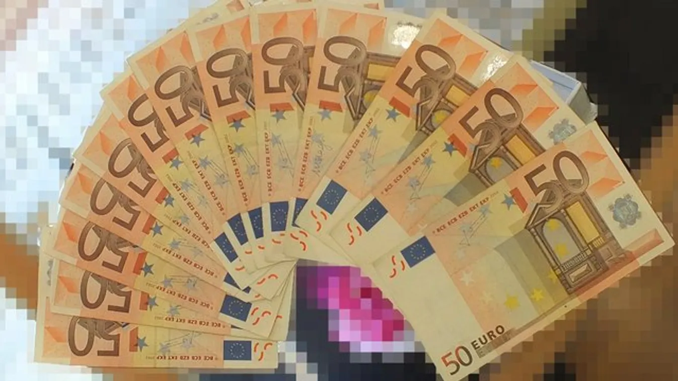 Az egri eladónő ellopta a vevője vastagon megpakolt tárcáját