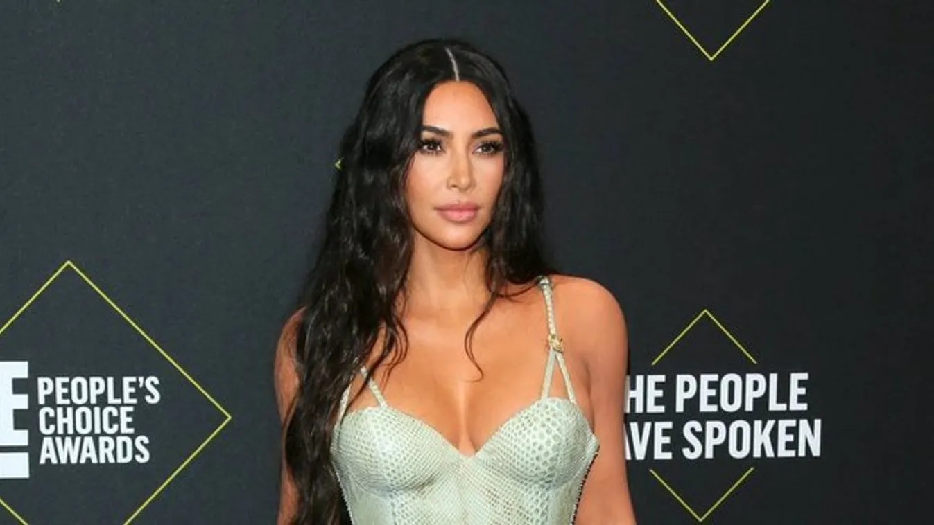 Ritka pillanat: egy fotón Kim Kardashian és mind a négy gyermeke
