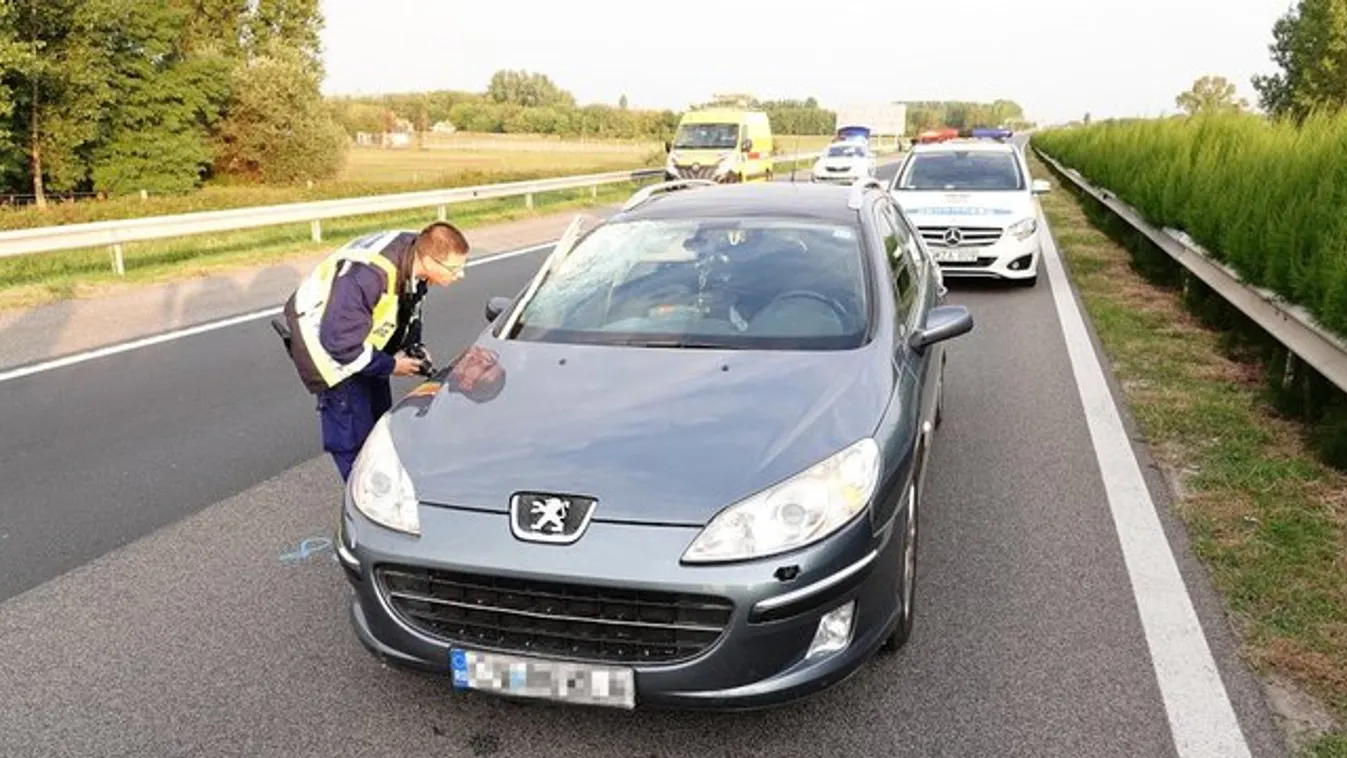 Döbbenetes baleset az M5-ösön: gyalogost gázolt halálra egy autós