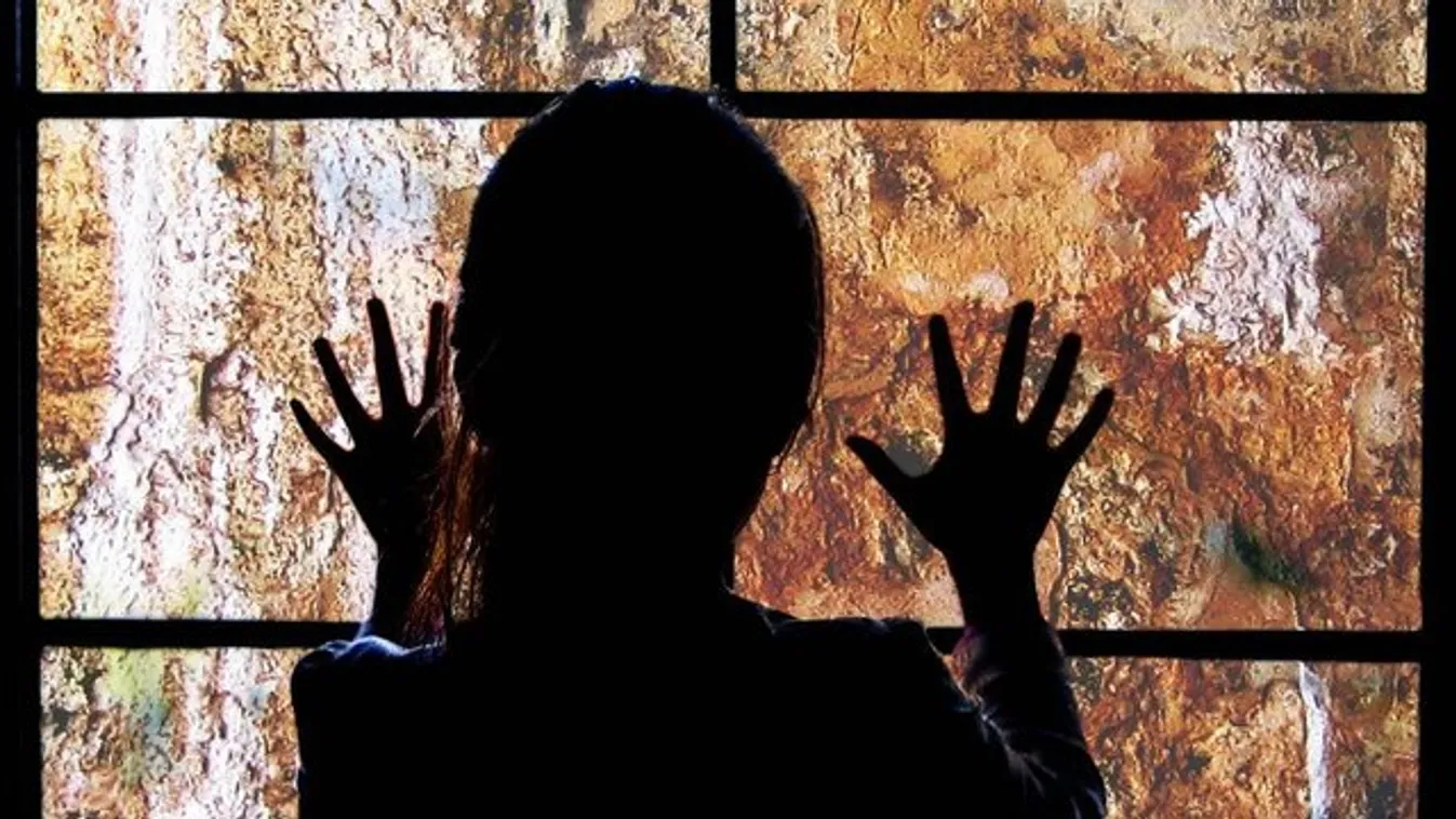 Macskakaján élt a hatéves kislány – horror, miből mentették ki