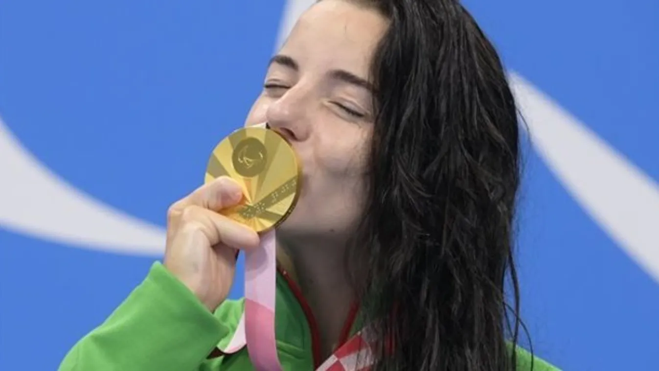„Sosem hiányoztak a lábaim”: Halva született, ma olimpiai bajnok Illés Fanni – Videó