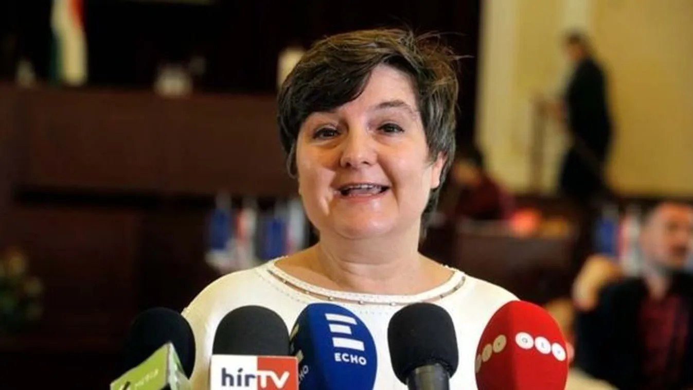 Az I. kerület önkormányzata hétszeresére akarta emelni a teraszdíjakat