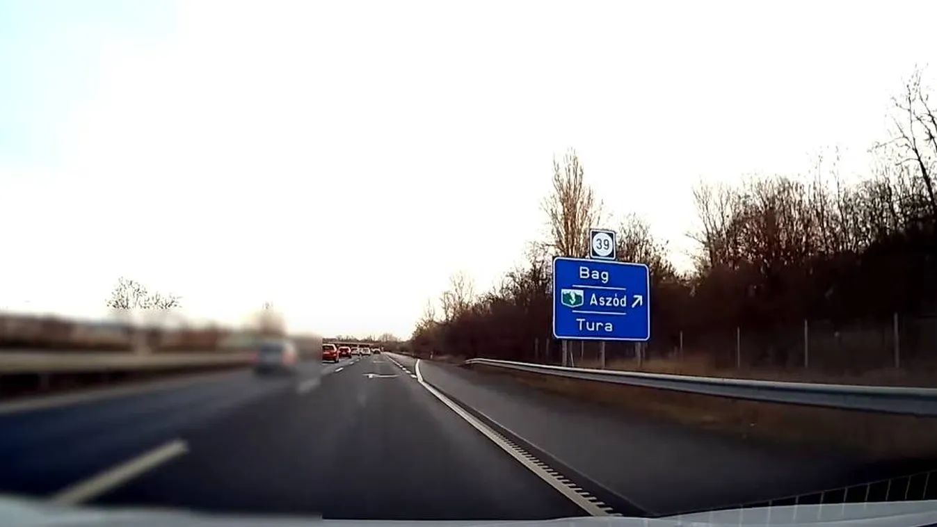 Brutális baleset történt az M3-ason, valaki az egészet videóra is vette