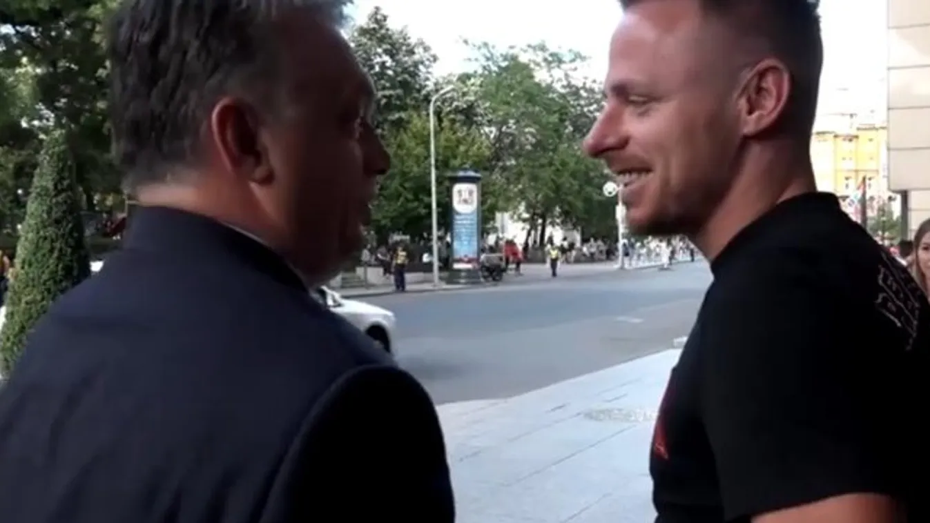 Dzsudzsák Orbánnal spanolt egy fővárosi luxushotel előtt - videó