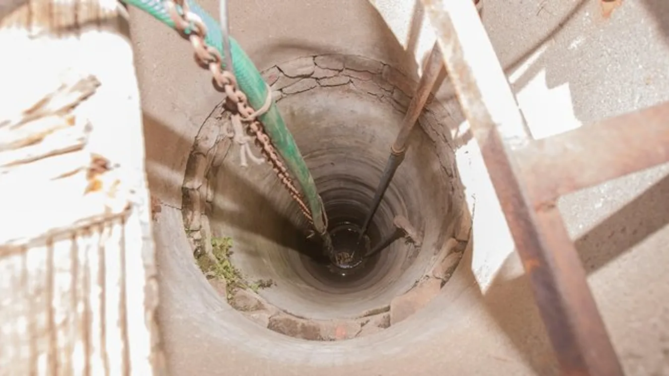 Kismacska után mászott a kútba a bátor lőrinci nyugdíjas
