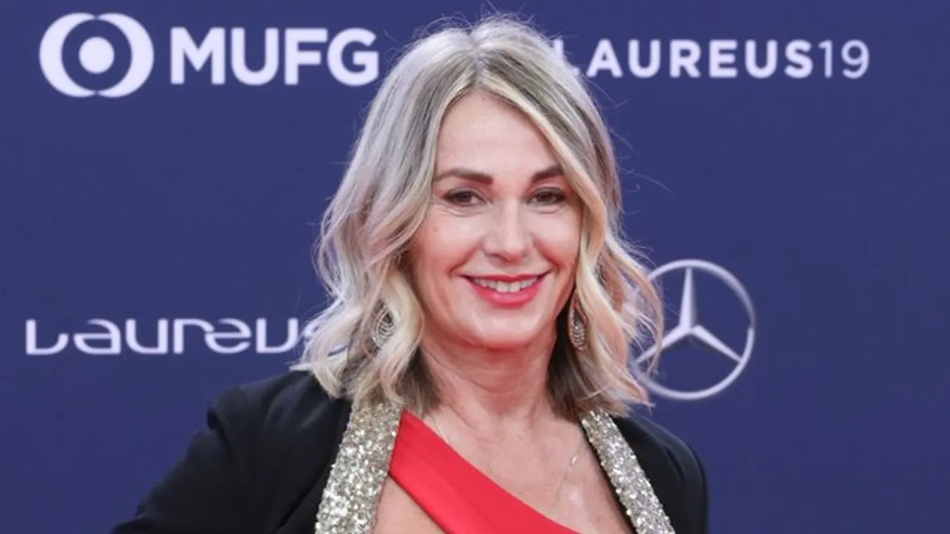 Comaneci hibátlan gyakorlatától kiakadt az eredményjelző - 7 érdekesség a legendáról