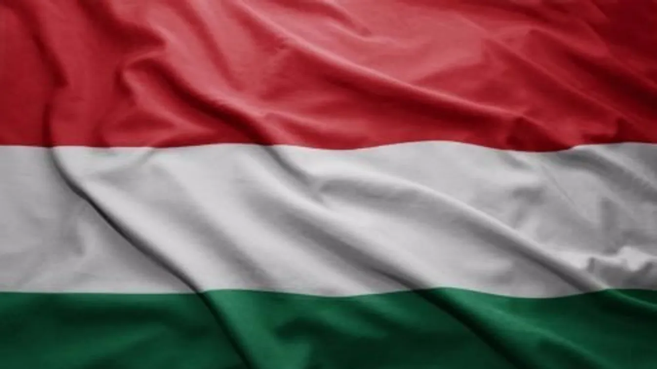 Újra piros-fehér-zöld színbe borulnak a sárga taxik! (x)