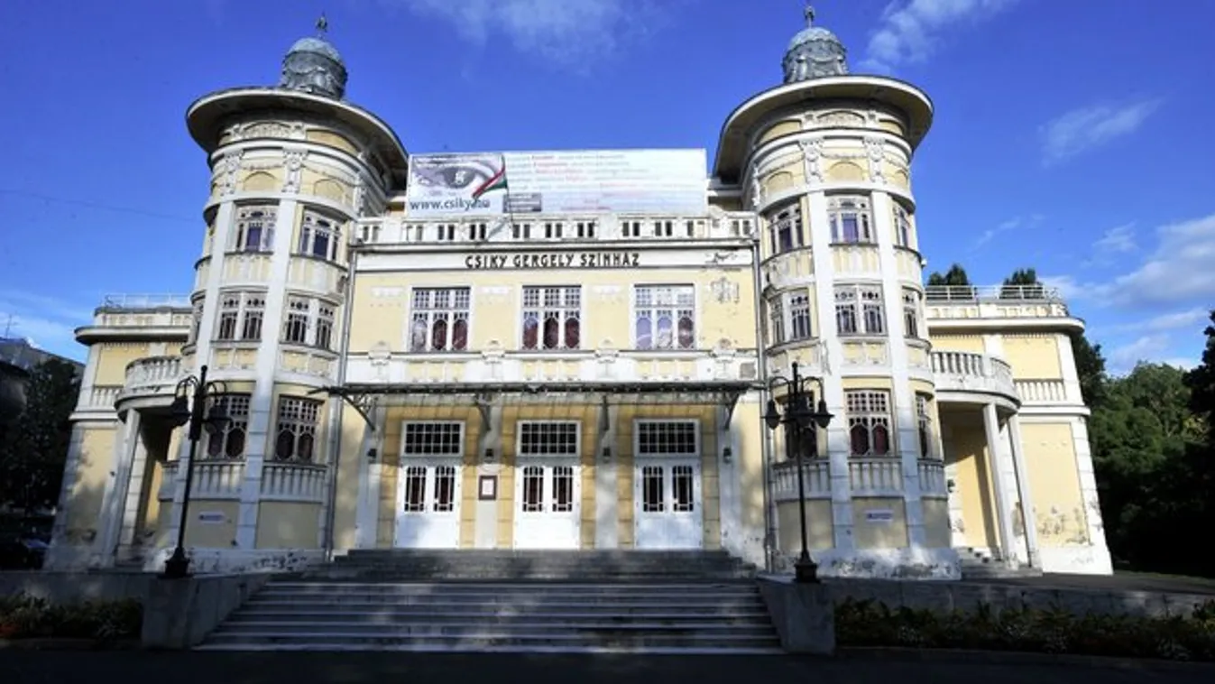 Eladósodtak a kirúgott kaposvári színészek