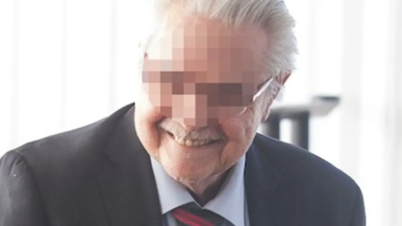 Vádlott-társa mosdatja Oszter Sándort