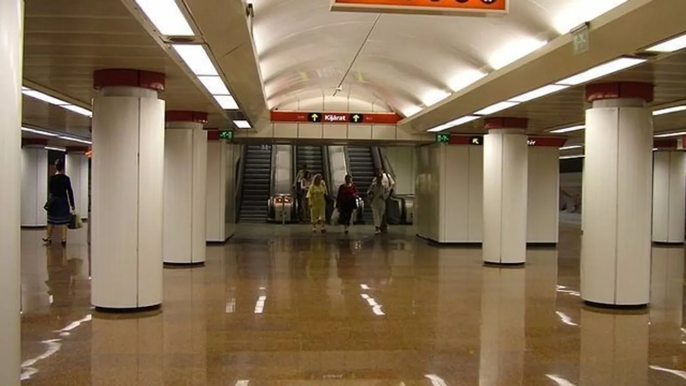 Újra a teljes vonalon jár a 2-es metró