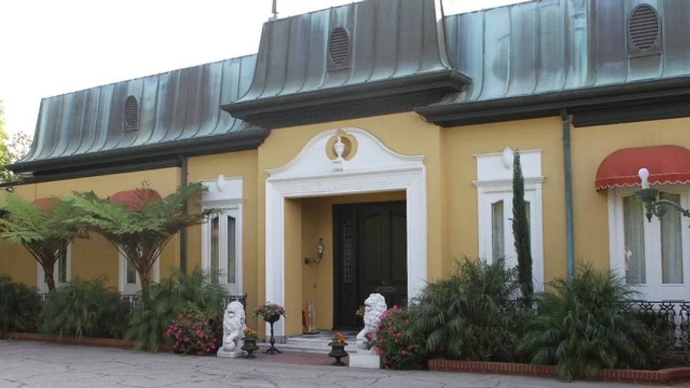 Zsazsa özvegye marad a villában