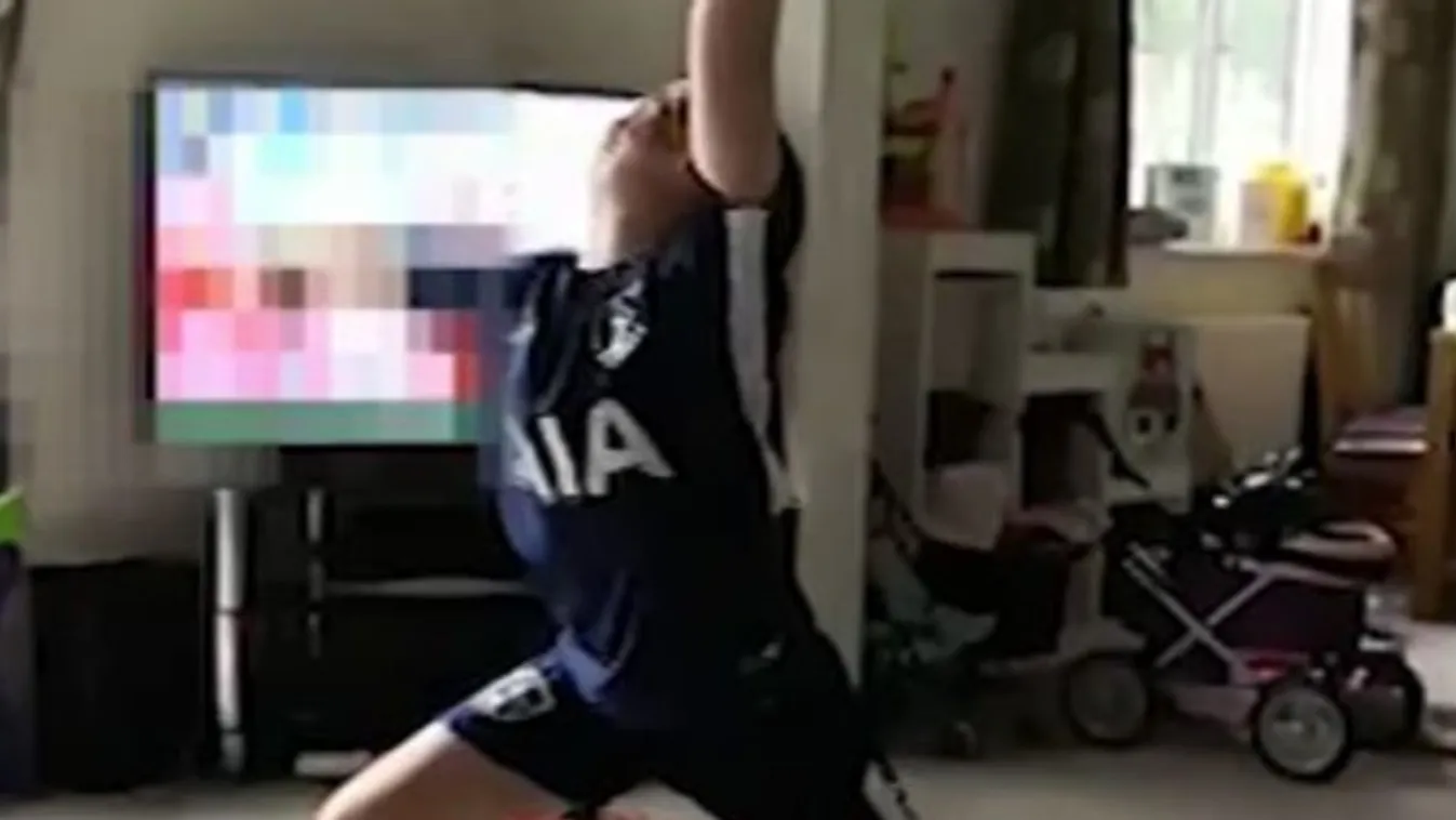 Beletiport egy 7 éves kisfiú lelkébe a FIFA