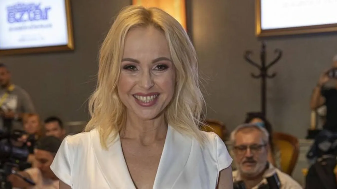 Ezért sírta el magát Köllő Babett