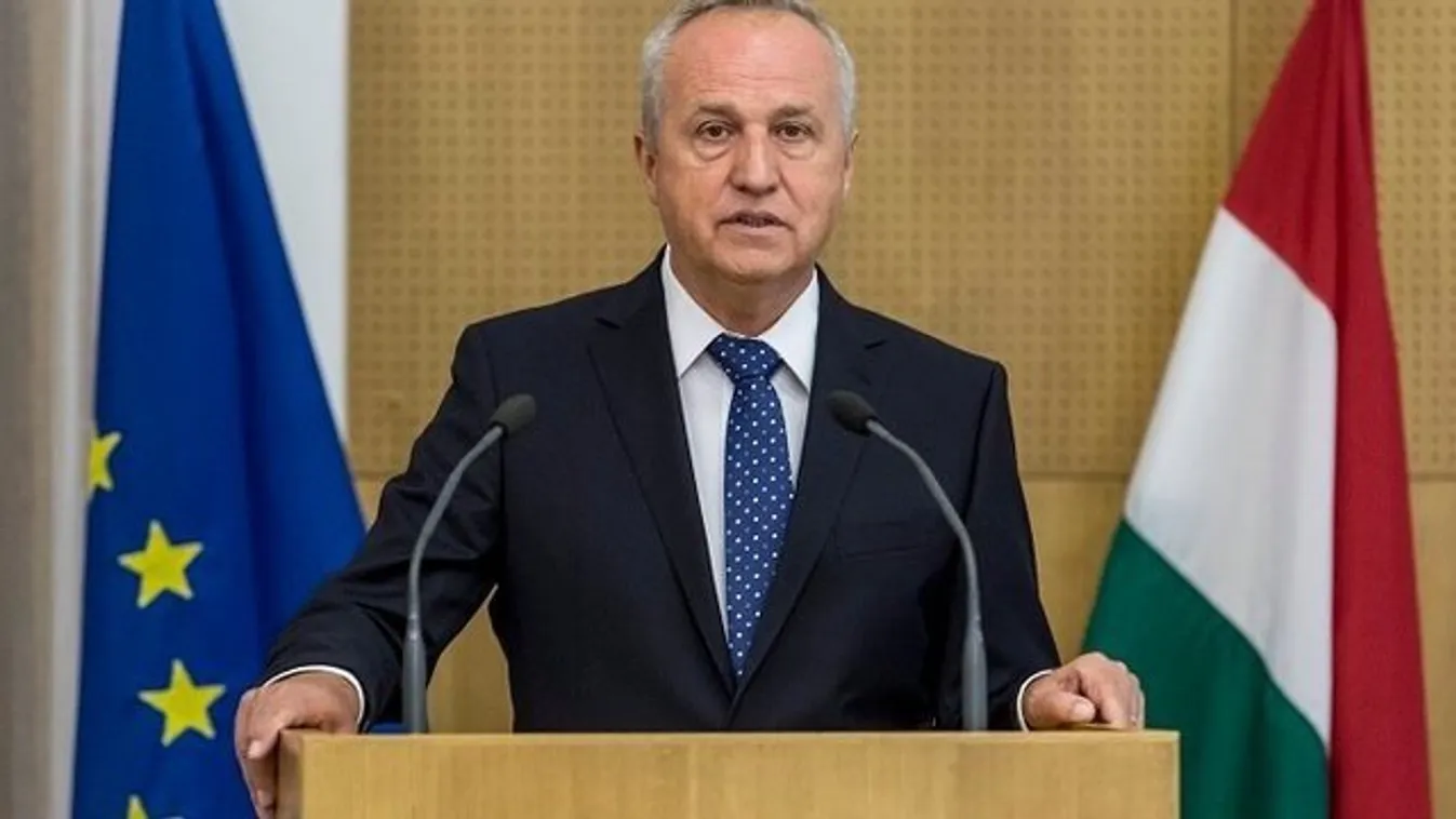 A kormány biztosítja a szemétszállítást