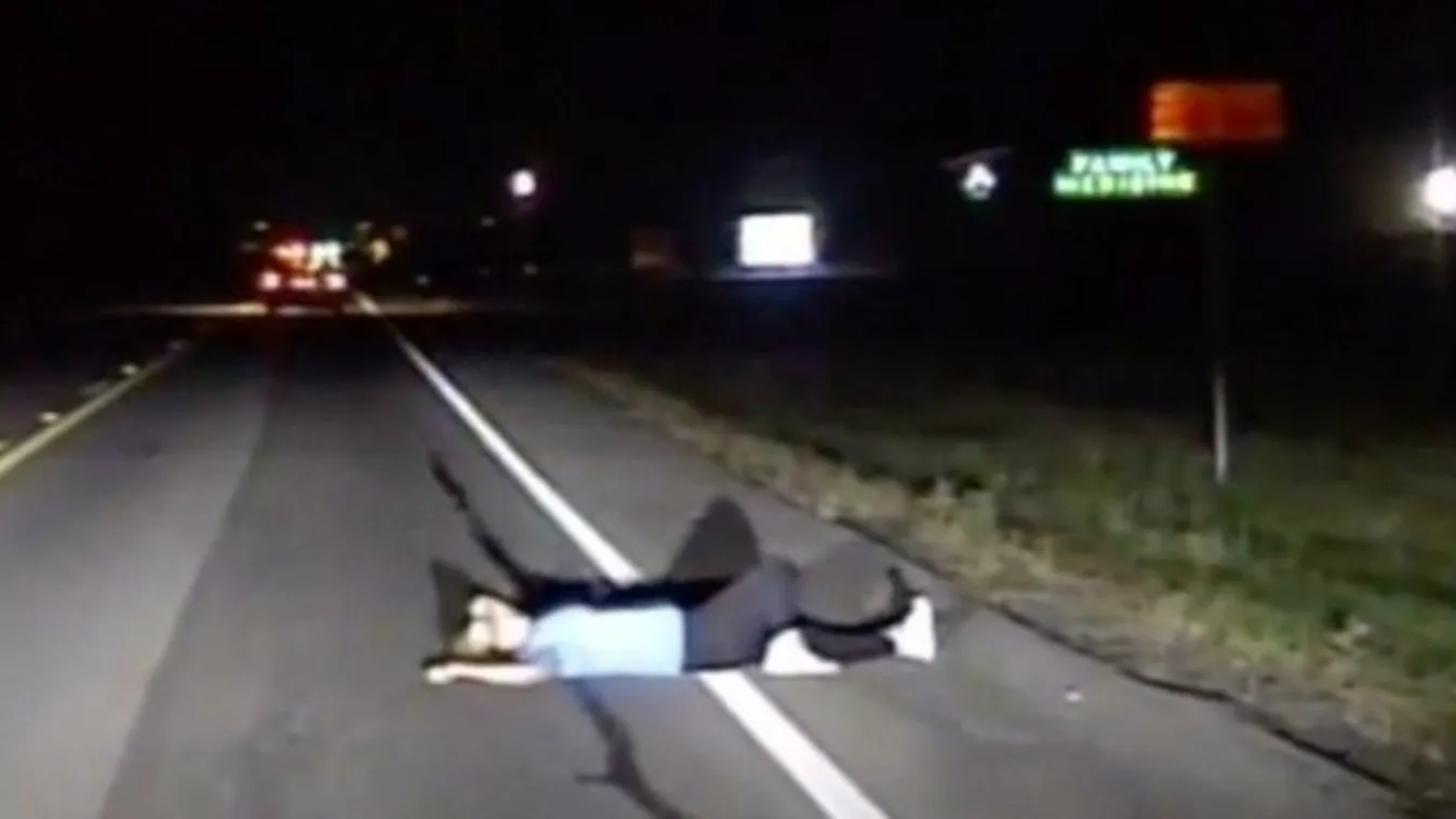Az út közepén feküdt le aludni egy nő – videó