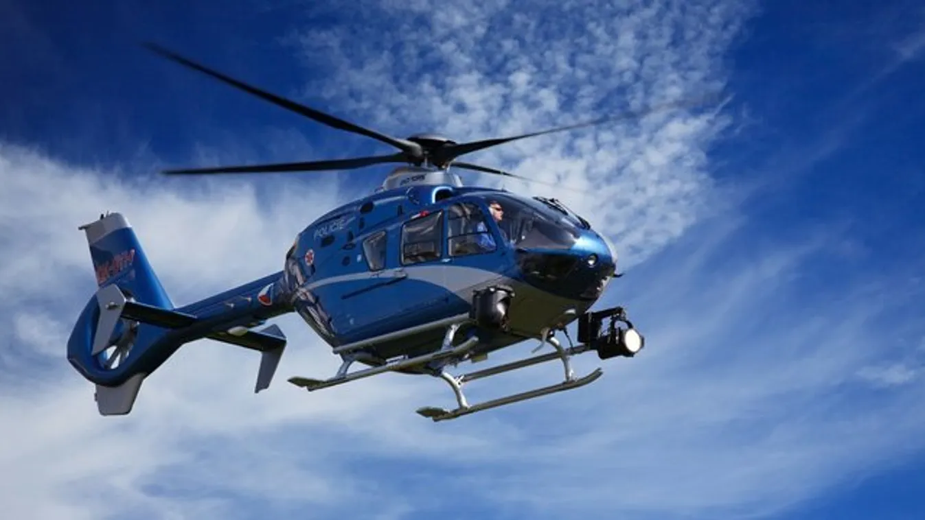 Szörnyű tragédia történt: lezuhant egy turistákkal teli helikopter