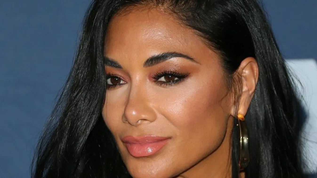 Nicole Scherzinger hírből sem ismeri a karanténzsírt – videó