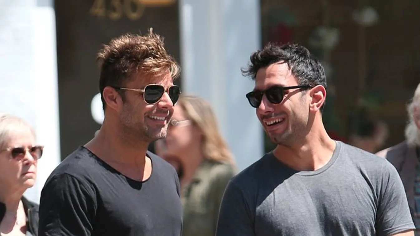 Ezt dobta a gép: lábakra izgul Ricky Martin