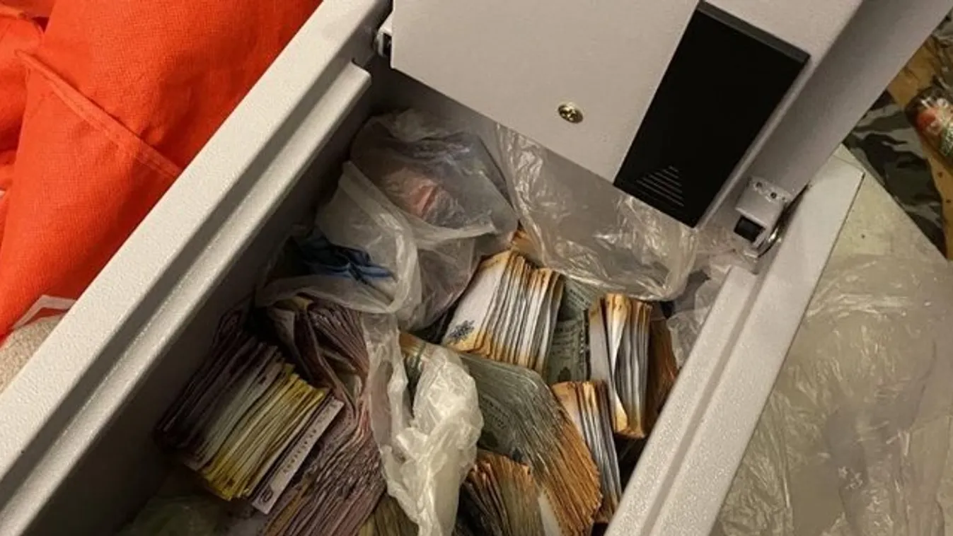 Zsákszámra állt a pénz a piliscsabai drogdílerek otthonában