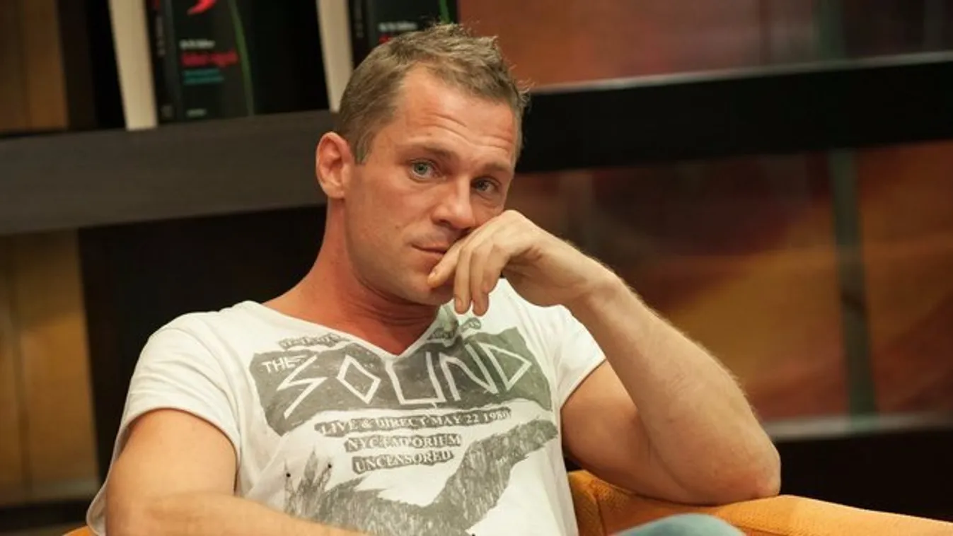 Durva: Hujber agressziója elől menekülnie kellett a feleségének?