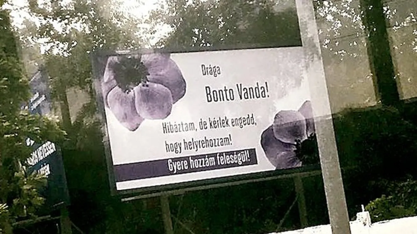 Örs vezér téri óriásplakáton kérte meg Vanda kezét