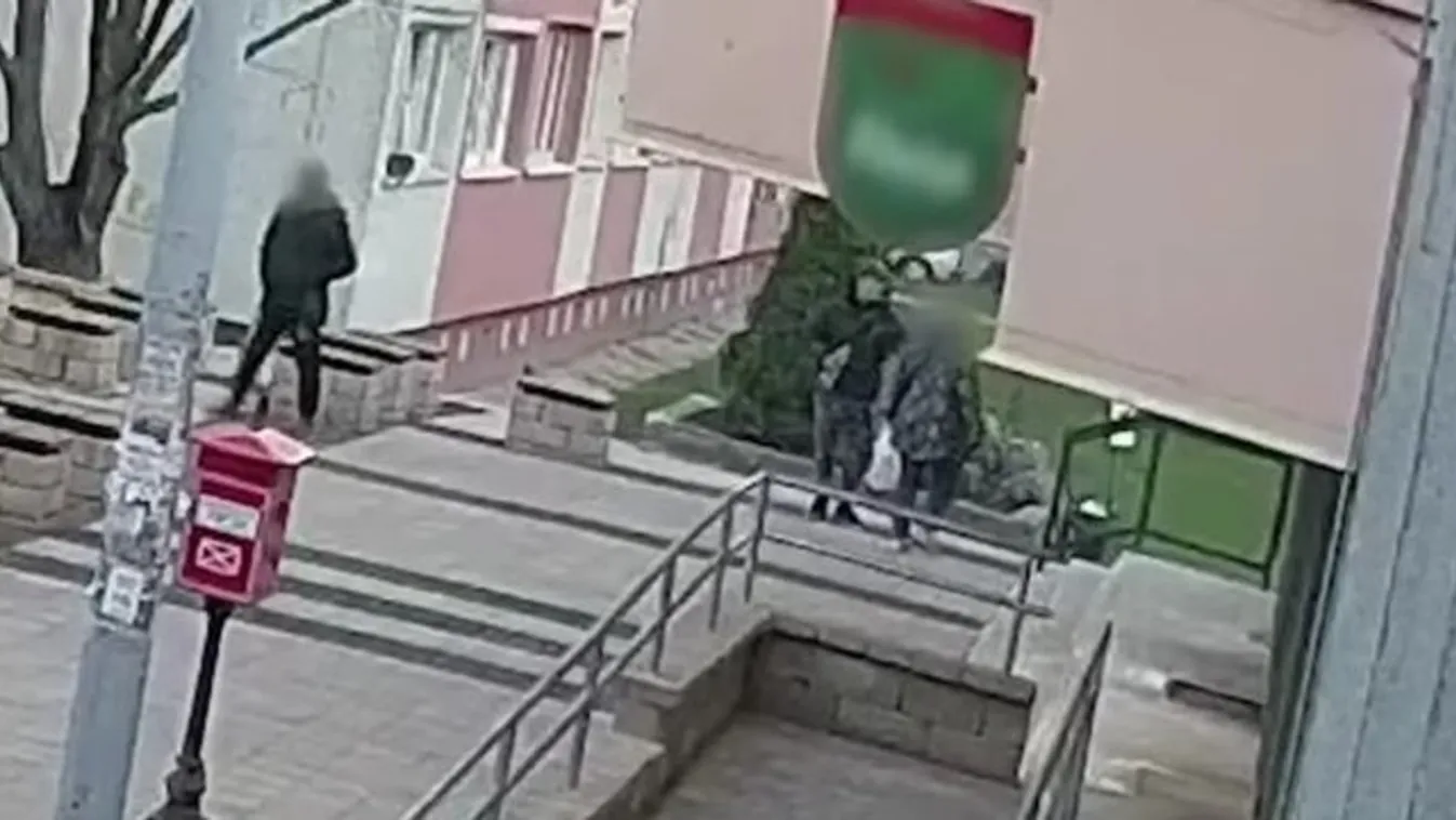Ön felismeri az újbudai tolvajt? Videón, ahogy letépi egy nő nyakáról a láncot – videó