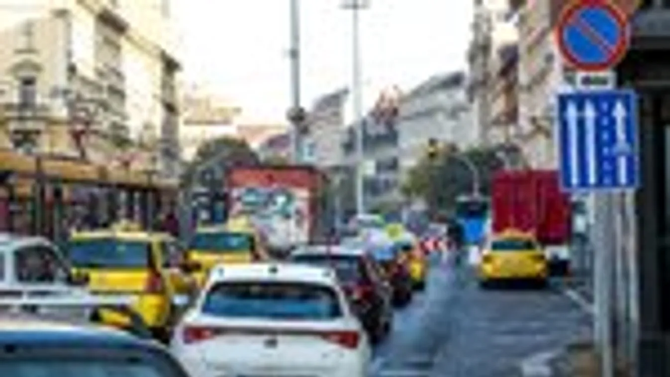 Elszabadult a pokol a Blahánál, közelharcot kell vívni a sávokért