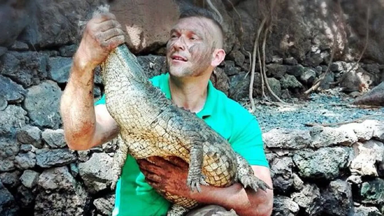 Arab sejknek dolgozik a magyar Krokodil Dundee