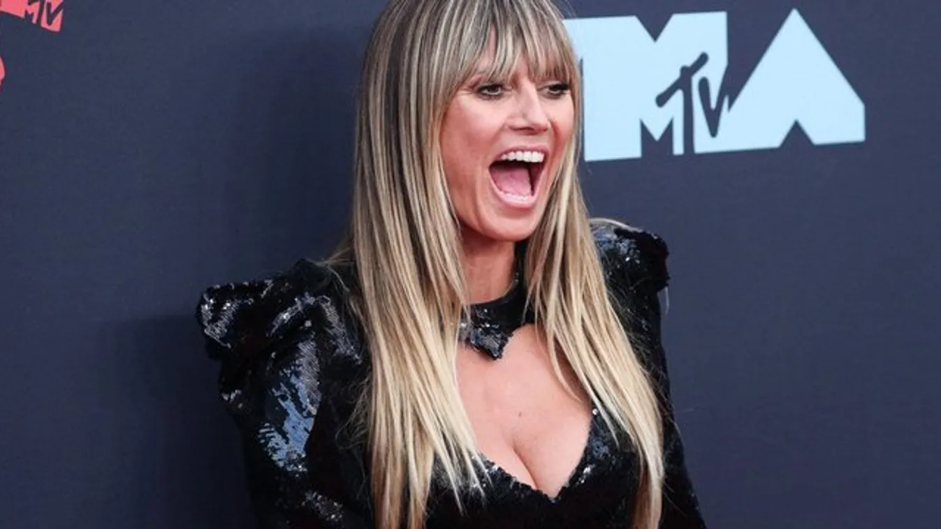 Ismét rémálmaink lesznek Heidi Klum halloweeni jelmezétől – videó
