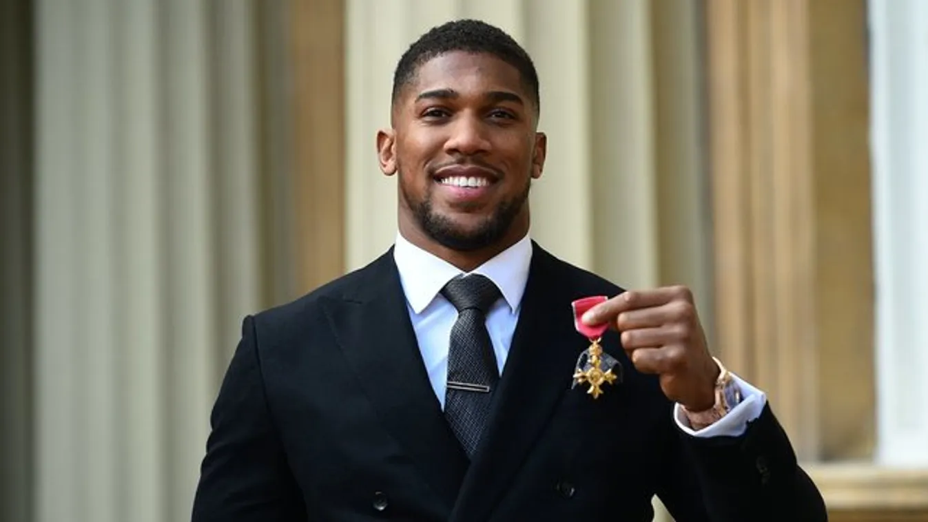A pofonosztó Anthony Joshua lovagi címet kapott