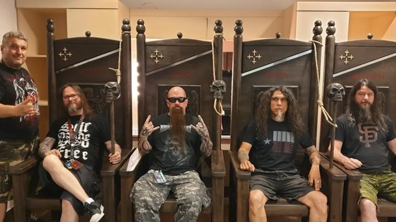 Trónra ültette Attila a metal királyait