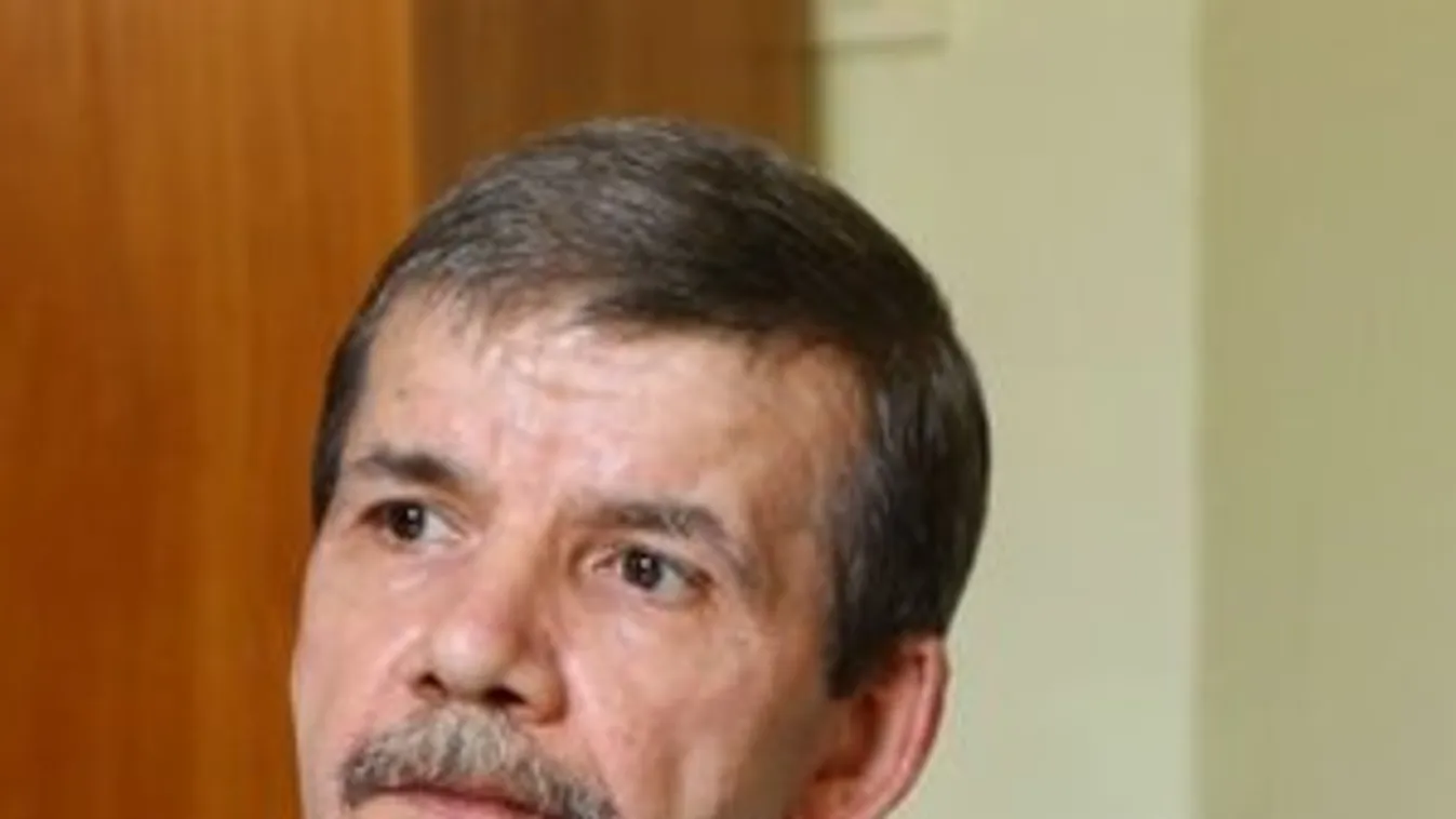 Exkluzív interjú a börtönből: gyerekként felakasztották a háromszoros gyilkos Mihályt