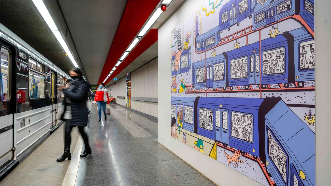 Bájos festmény örökíti meg az utasokat a Dózsa György úti metrómegállóban