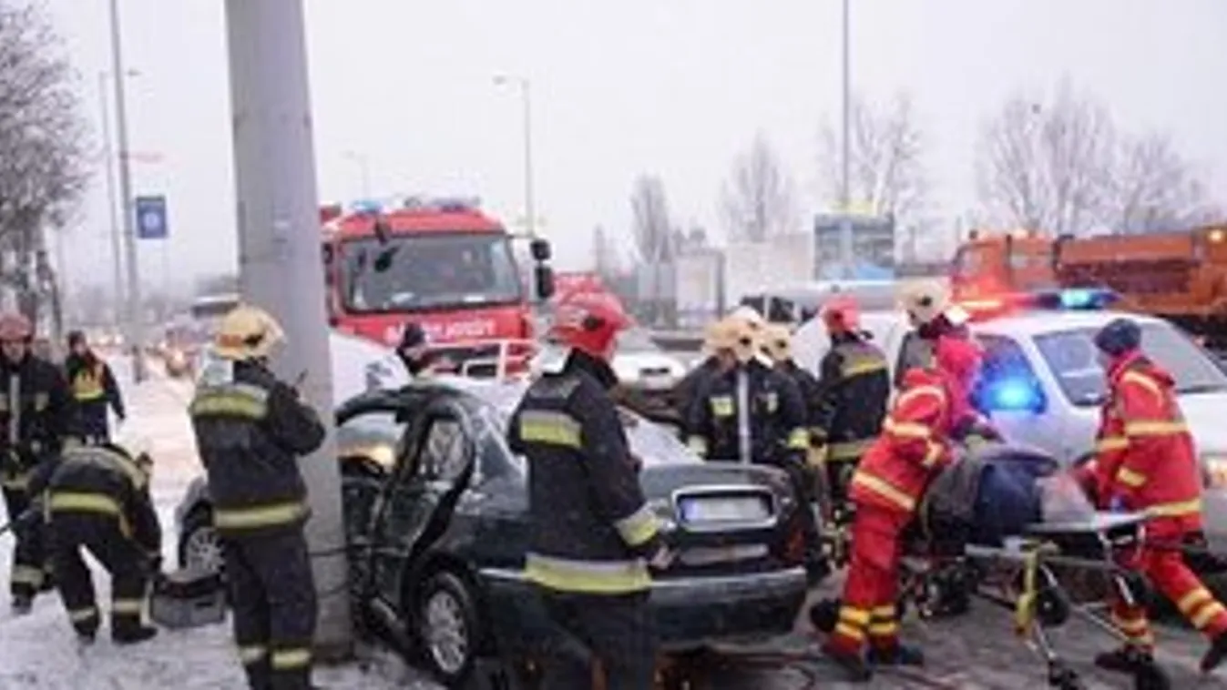 Megmentették Szotyit és gazdiját - videó