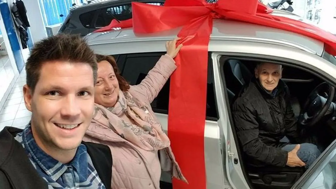 Autót vett a szüleinek Guzmics Richárd
