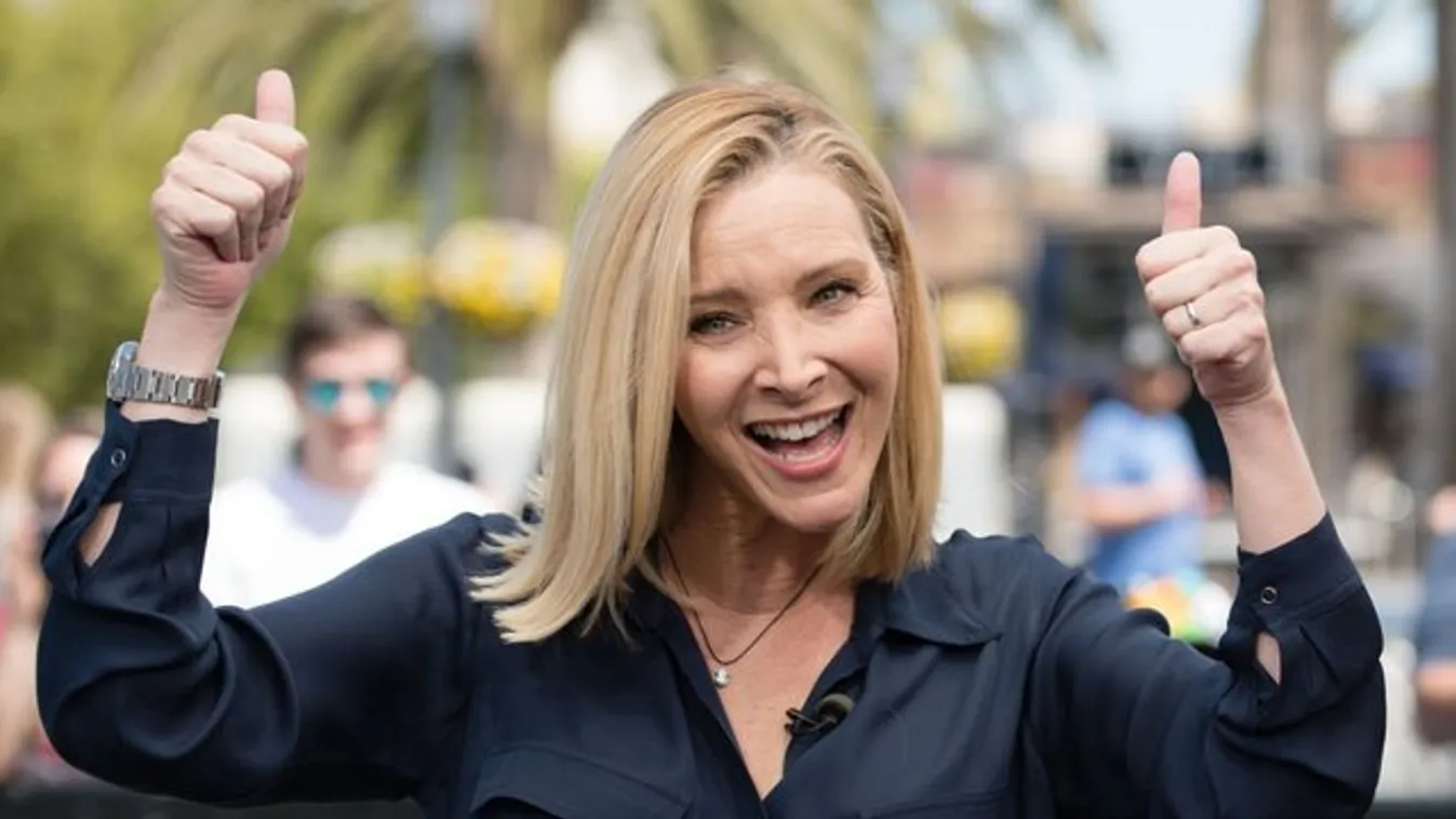 Lisa Kudrow IQ-ja 150 felett van, mégis örül, hogy a Jóbarátok miatt butának hiszik