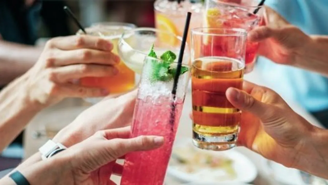 Brit tudósok: nagyobb eséllyel butulnak el később azok, akik 30-as, 40-es éveikben nem isznak alkoholt