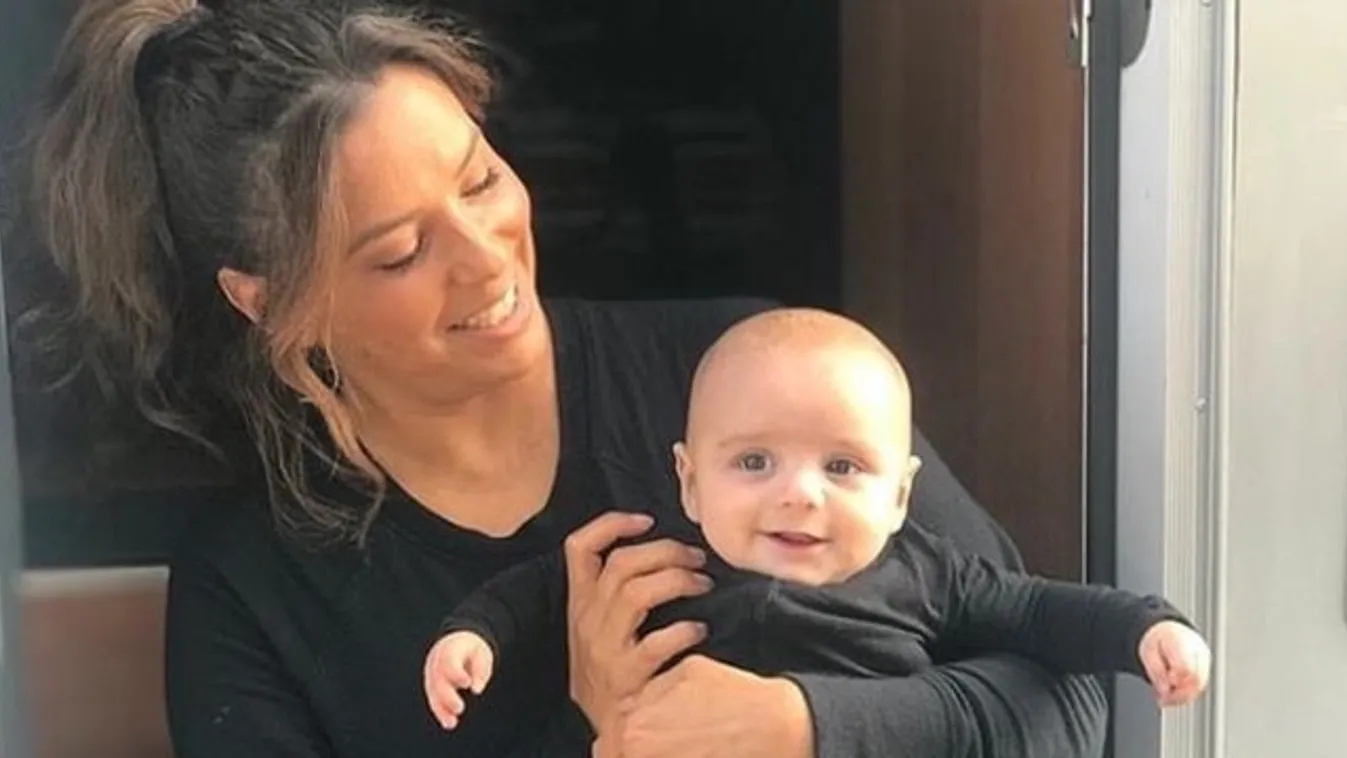 Új terepen tér vissza Eva Longoria