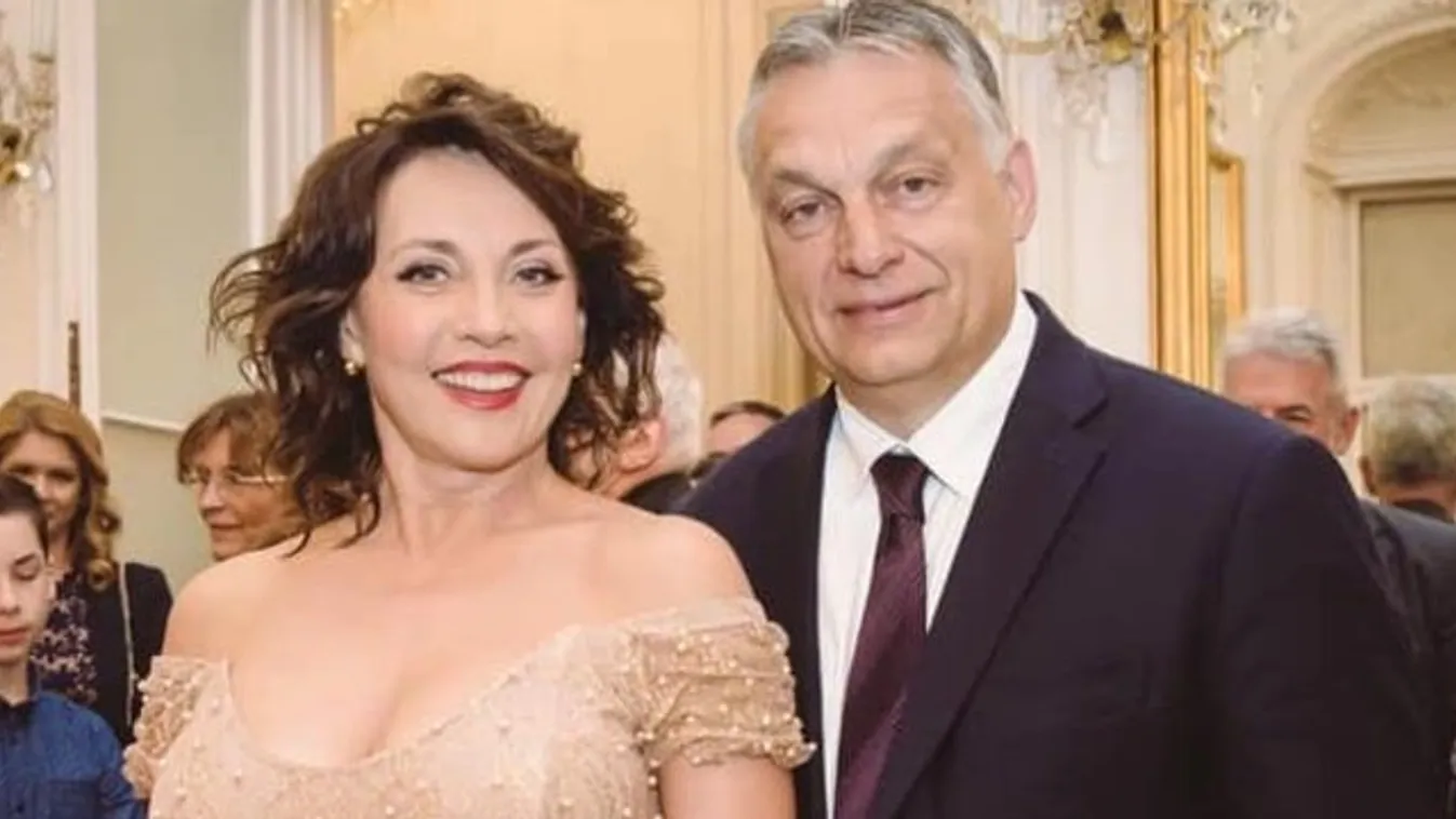 Orbán Vik­tor: Gil­dá­tól Tos­cáig. Tisz­te­let Rost And­rea mű­vész­nő­nek