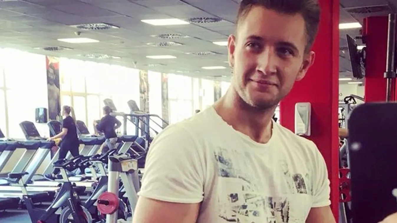 Bicepszre gyúrt Peter Srámek