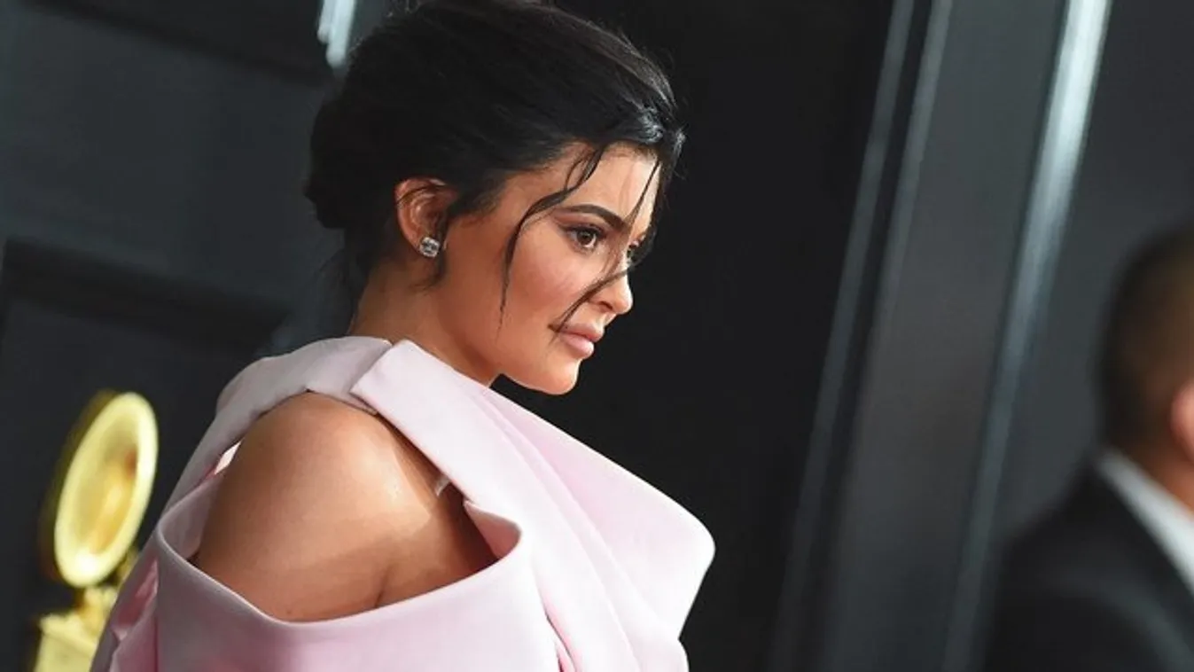 Titokban üzent a rajongóinak Kylie Jenner